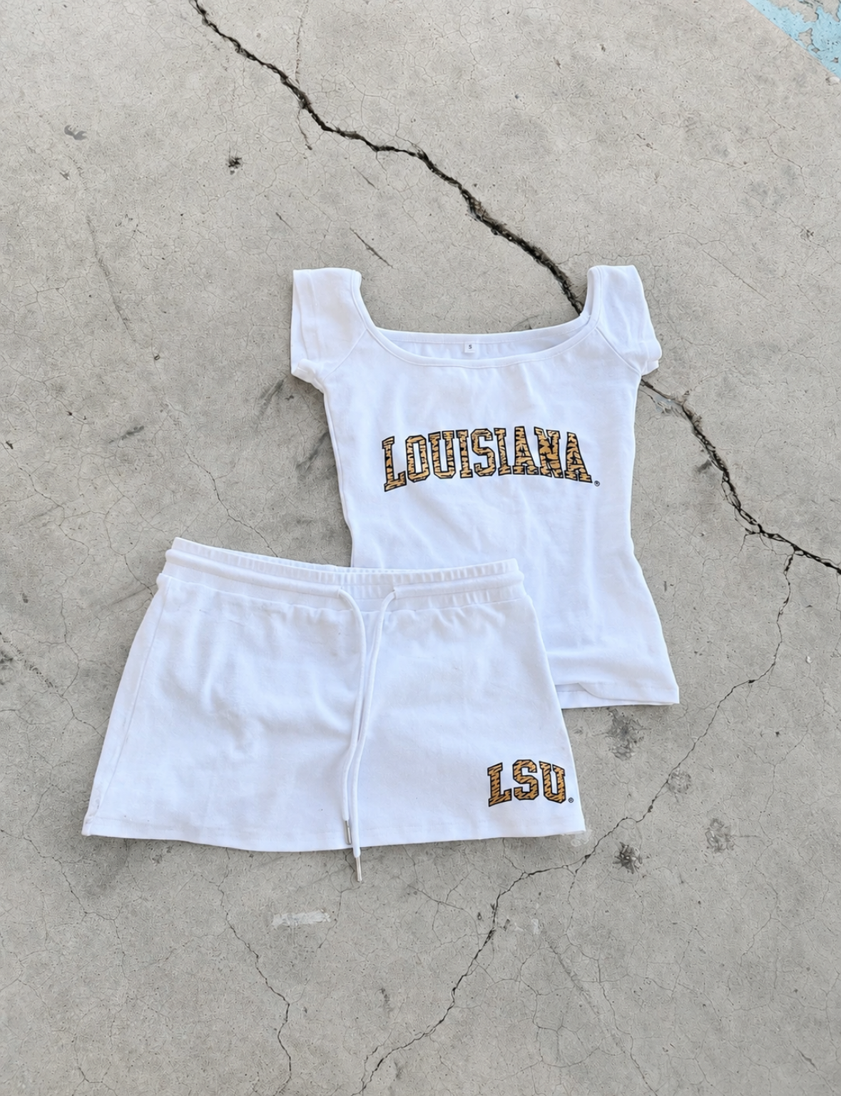 Baton Rouge Off the Shoulder